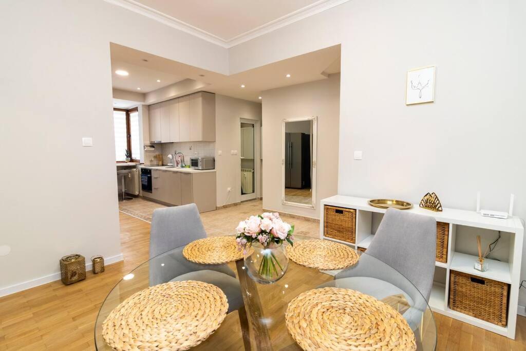 Spacious Aristocratic Apt. With A Colourful View Sofia Exterior photo