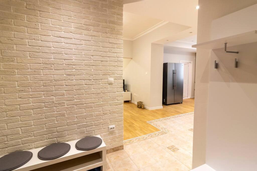 Spacious Aristocratic Apt. With A Colourful View Sofia Exterior photo