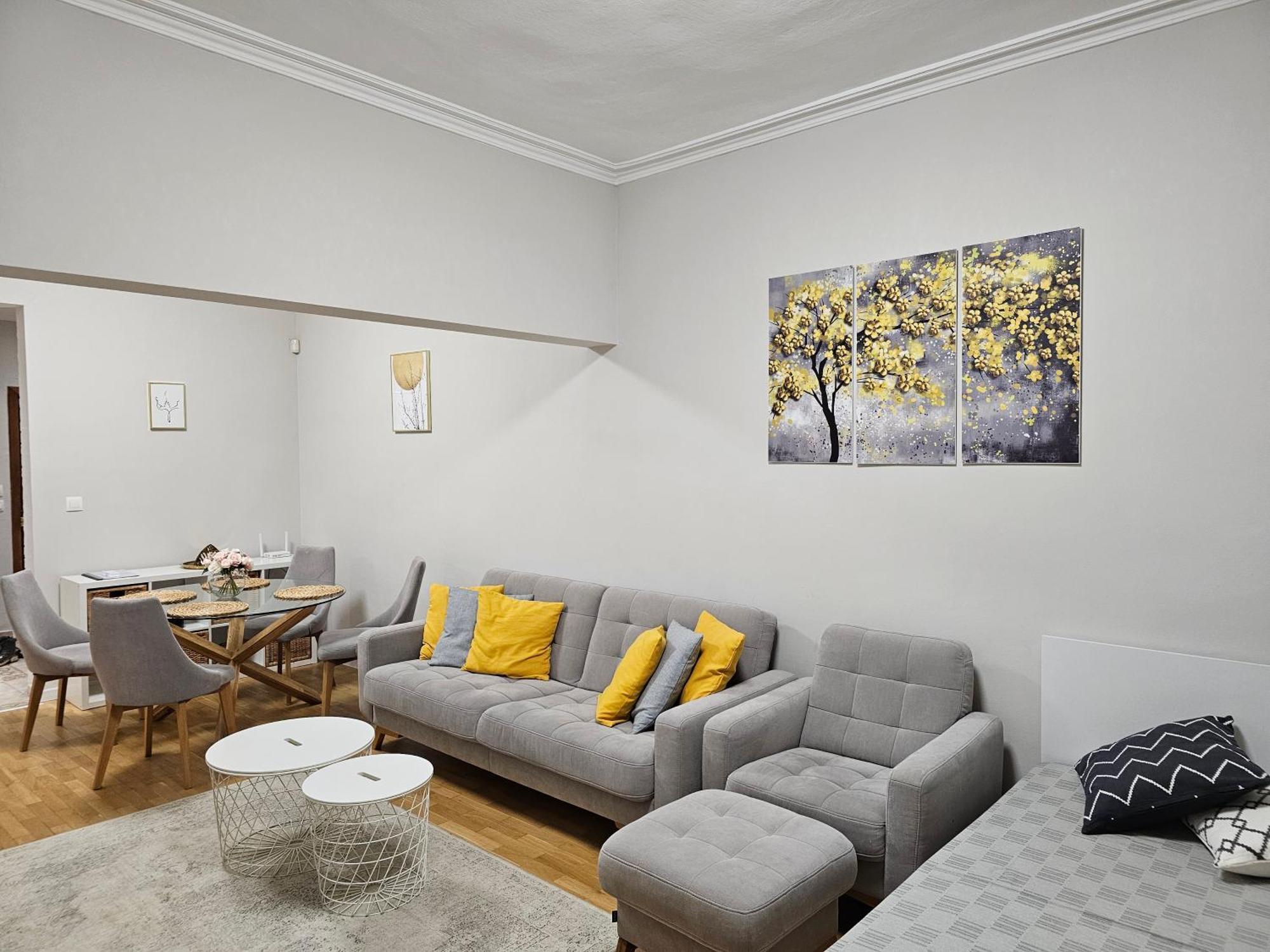 Spacious Aristocratic Apt. With A Colourful View Sofia Exterior photo