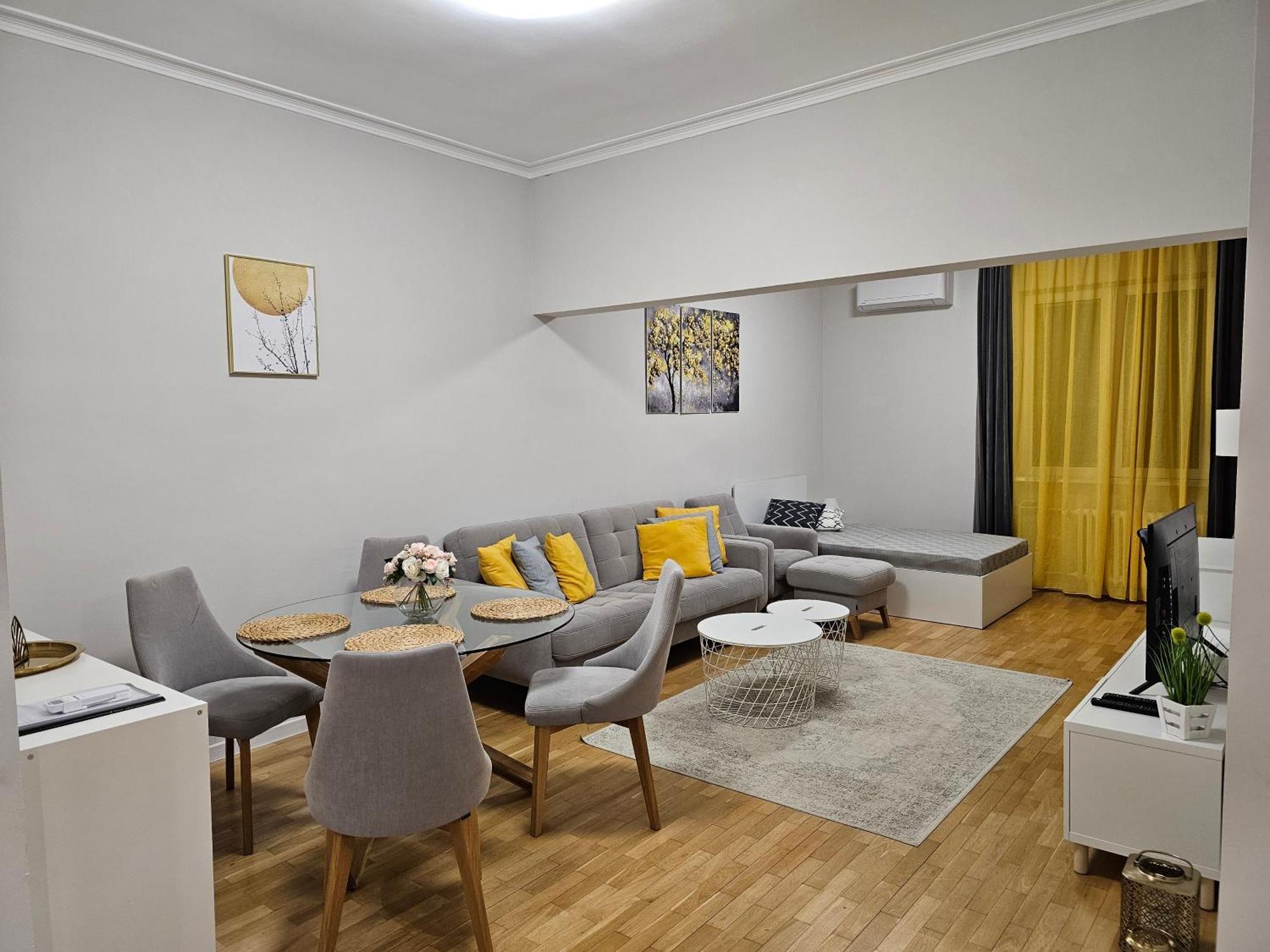 Spacious Aristocratic Apt. With A Colourful View Sofia Exterior photo